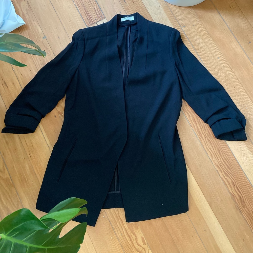 Aritzia’s Power Blazer